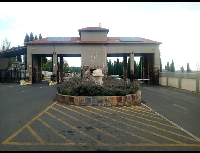 2 BEDROOM APARTMENT FOR SALE IN PARKRAND